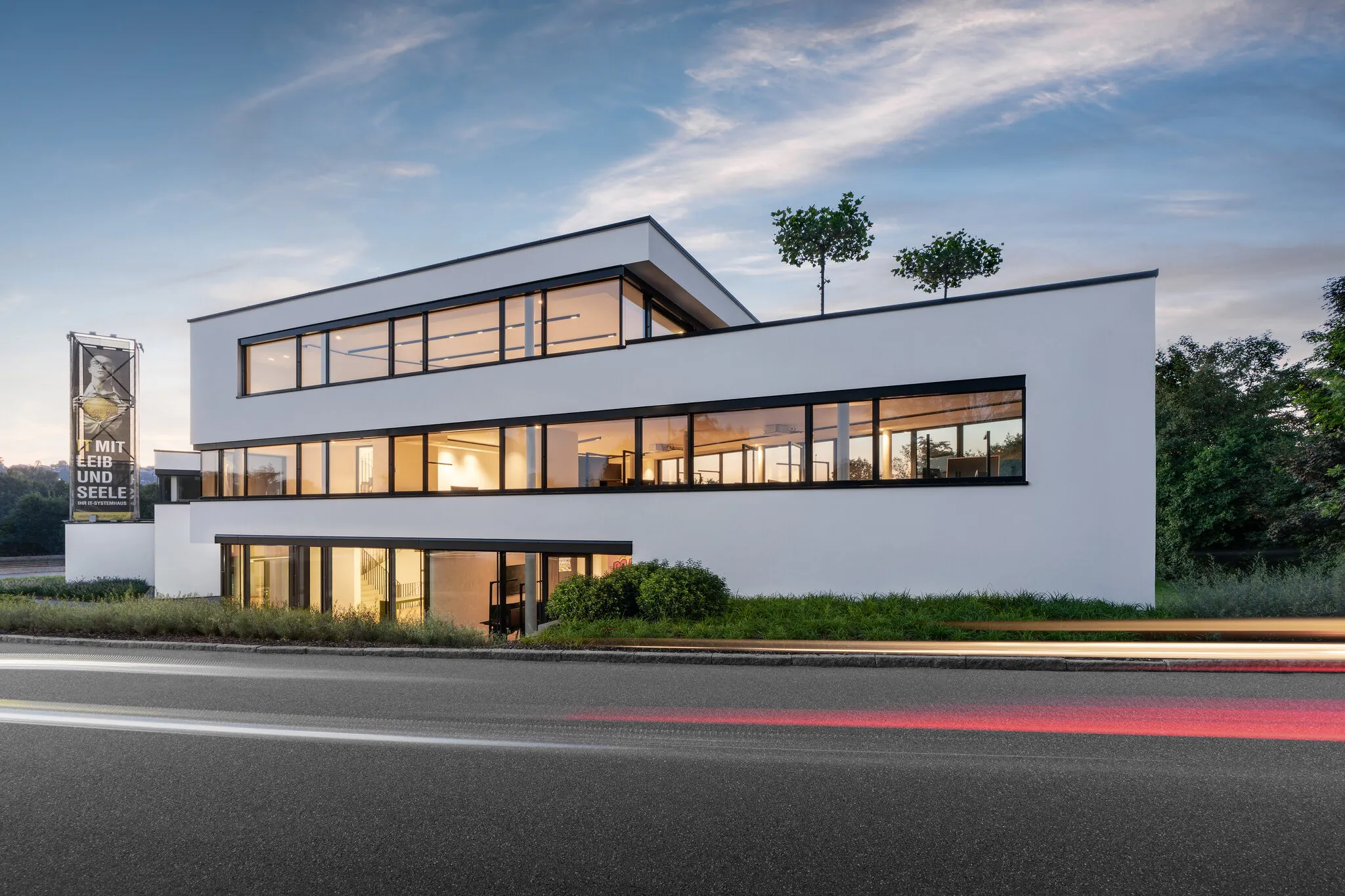 Media Komtec, Uhingen